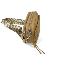 Bandolera cruzada con colgante