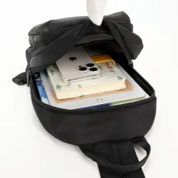 Bolso bandolera con portabilidad tipo mochila