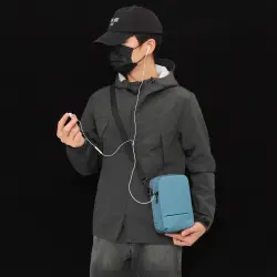 Bandolera mediana con portabilidad tipo mochila