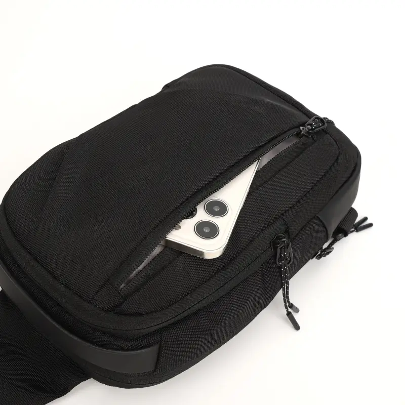 Bandolera de hombre cruzada con organizador interior