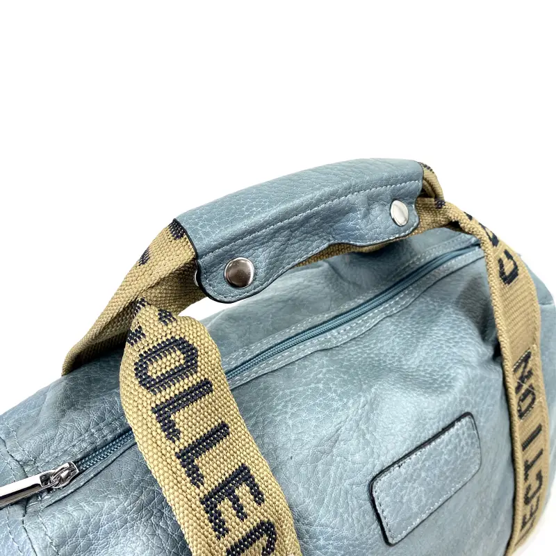 Bolsa de viaje en piel vegana